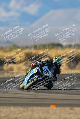 media/Dec-07-2024-CVMA (Sat) [[21c5f1ef85]]/Race 12-Supersport Middleweight/